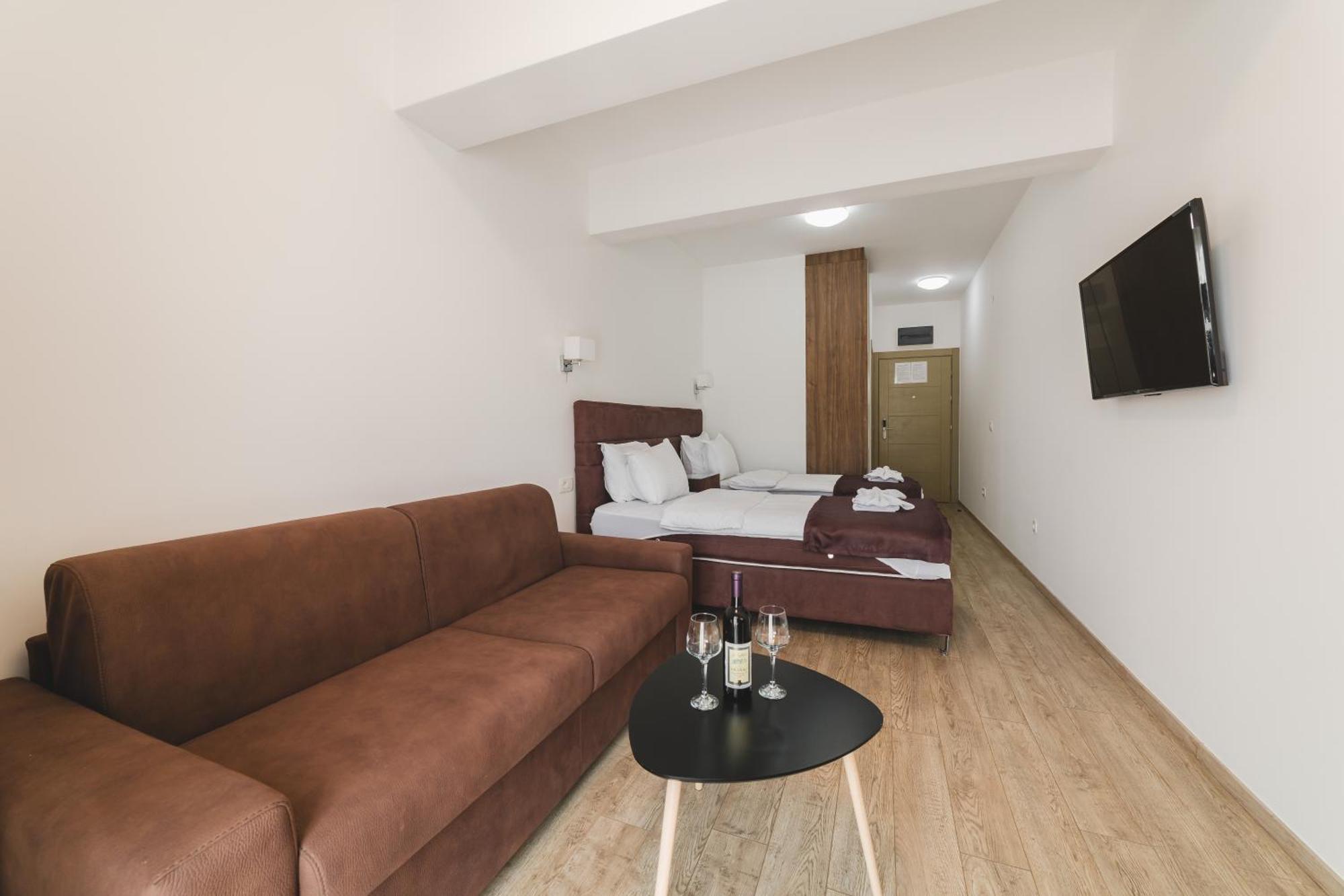 Hotel 219 Budva Buitenkant foto