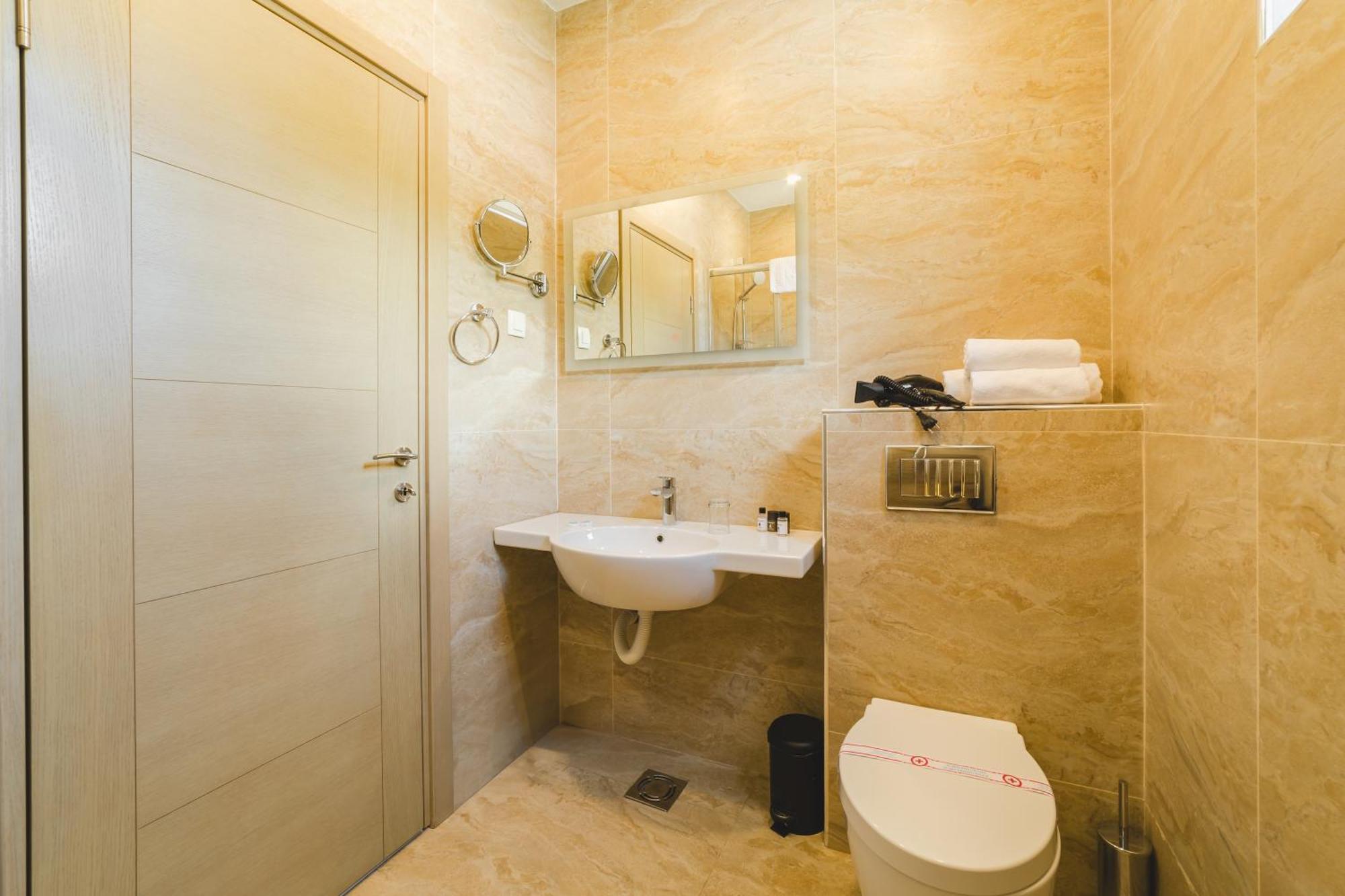 Hotel 219 Budva Buitenkant foto